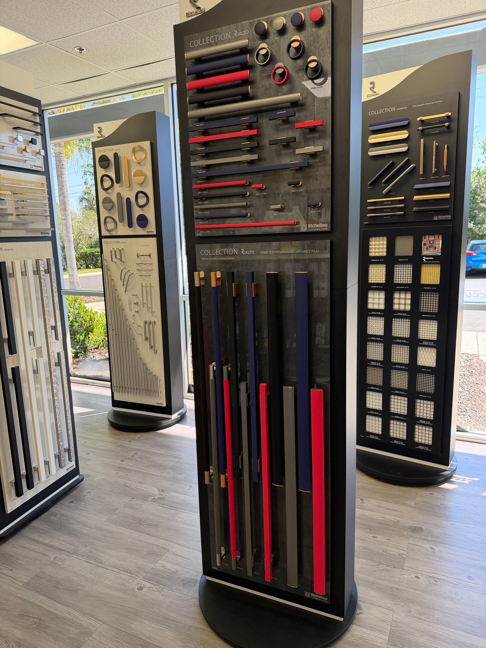 cabinet handles for custom closets and kitchen cabinets in Sarasota FL